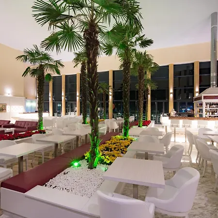 Perla Club 호텔 4*