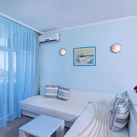 Отель Perla Club Приморско