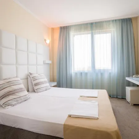 Отель Perla Club 4*