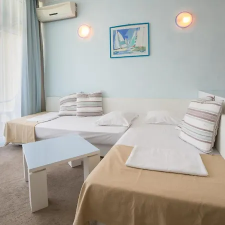 Отель Perla Club Приморско