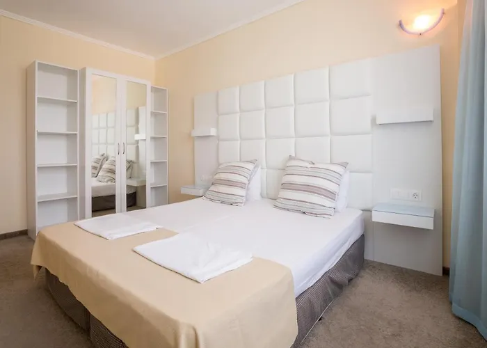 Perla Club Szálloda 4*