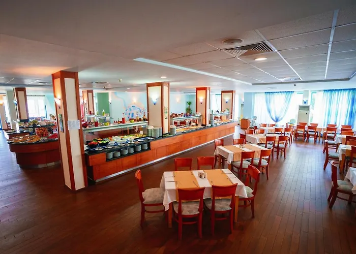 Szálloda Perla Club Primorszko