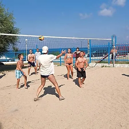 فندق Perla Club