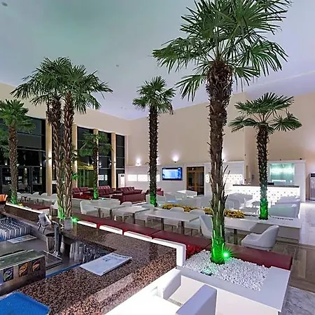 فندق Perla Club