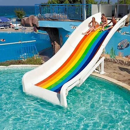 فندق Perla Club