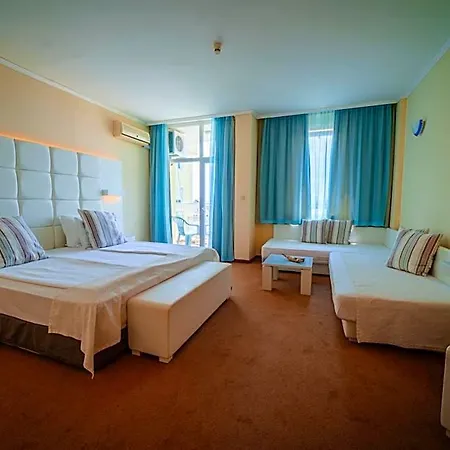 Perla Club 4*
