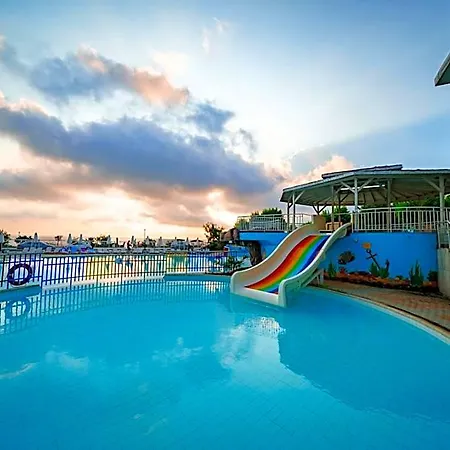 Hotel Perla Club