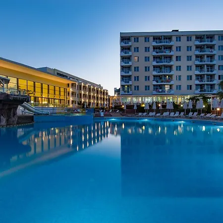 Perla Club 4* بريمورسكو