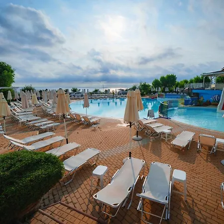 Perla Club بريمورسكو
